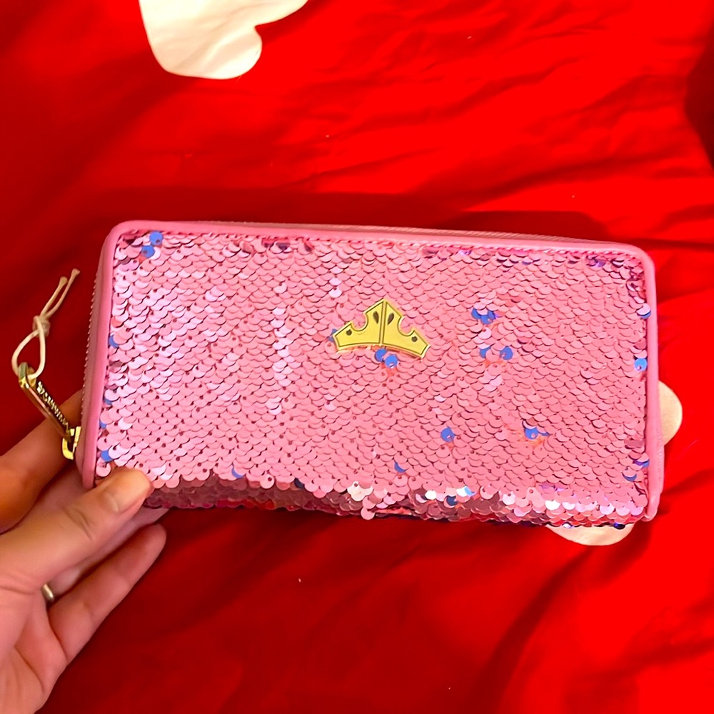 Sleeping beauty wallet